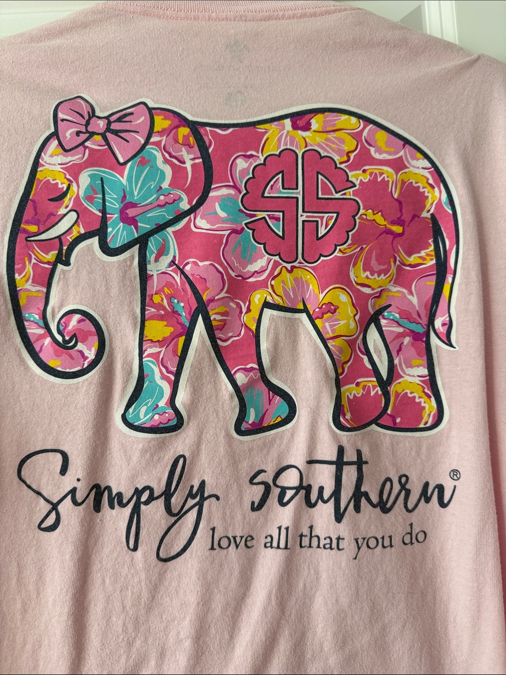 Simply Southern Pale Pink Crewneck Long Sleeve Tee elephant bow - Picture 5 of 6